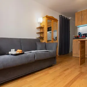 appartement-paccard-305.hotels-rhonealpes.com/